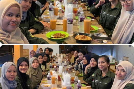 Buka Puasa Bersama oleh Anggota Himpunan Mahasiswa Ners yang dilaksanakan di Mie Tarempa KDA